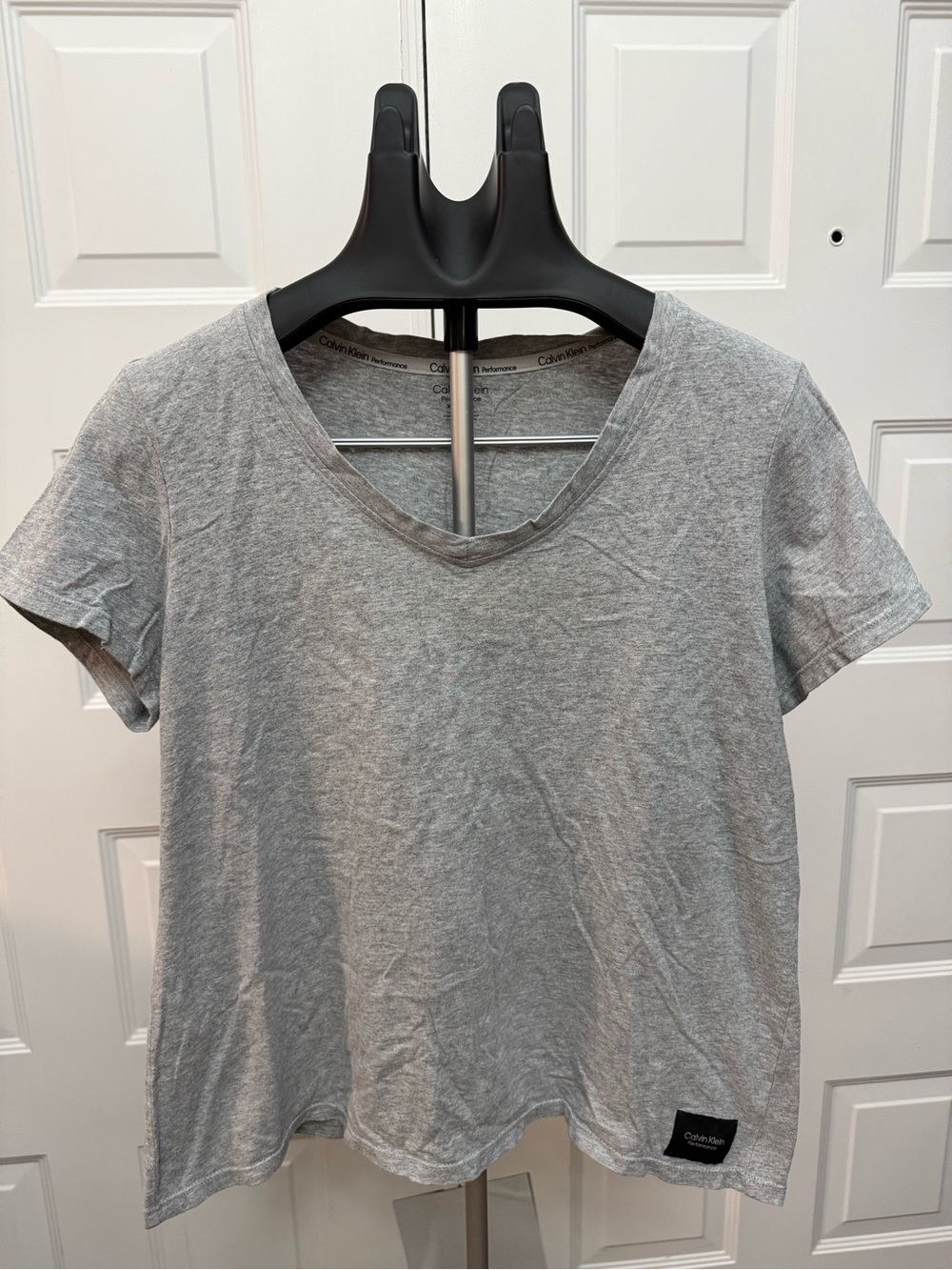 Calvin Klein Heather Gray V-Neck Short Sleeve Tee